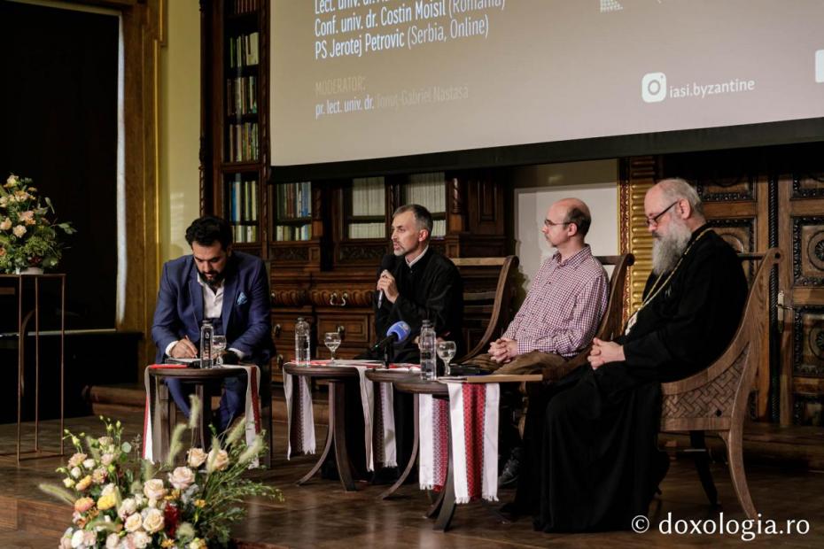 Dezbatere publică în cadrul IBMF - „Cântărețul bisericesc în actualitate” / Foto: Oana Nechifor