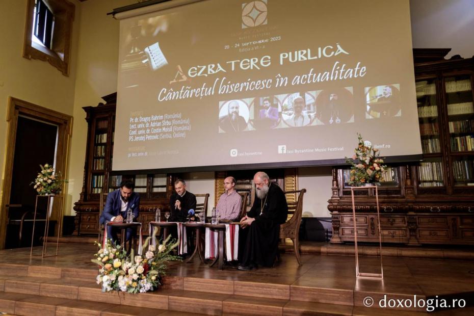Dezbatere publică în cadrul IBMF - „Cântărețul bisericesc în actualitate” / Foto: Oana Nechifor