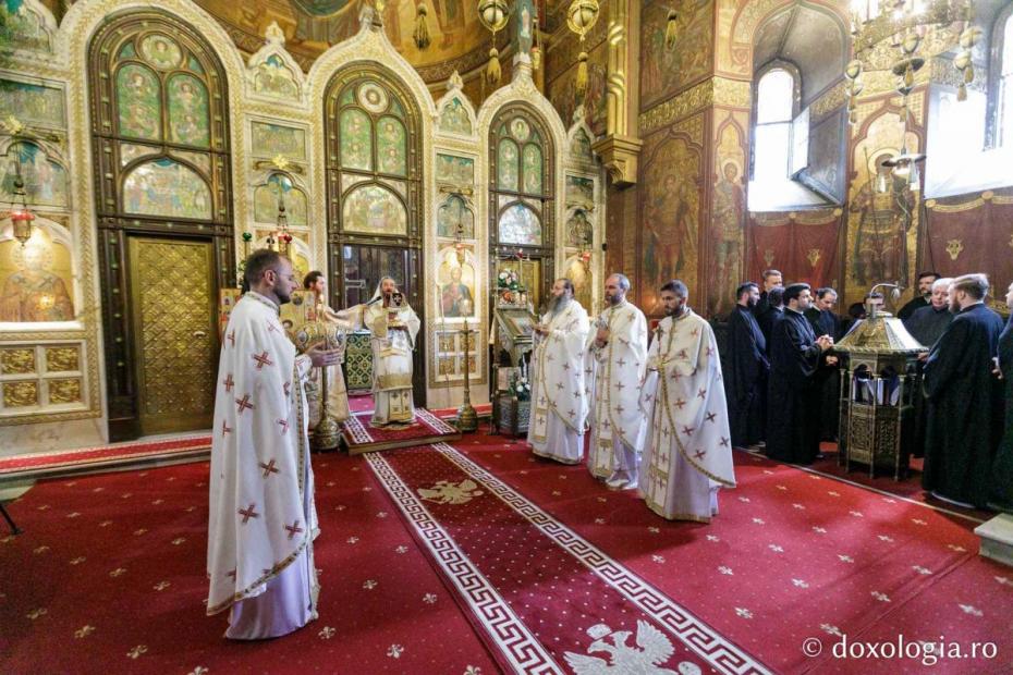 Liturghie Arhierească în debutul celei de-a șasea ediții a Festivalului de Muzică Bizantină de la Iași / Foto: Pr. Silviu Cluci