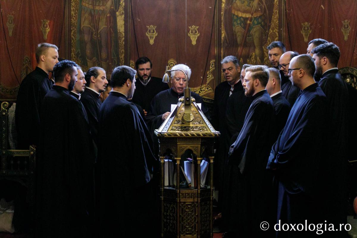 Liturghie Arhierească în debutul celei de-a șasea ediții a Festivalului de Muzică Bizantină de la Iași / Foto: pr. Silviu Cluci
