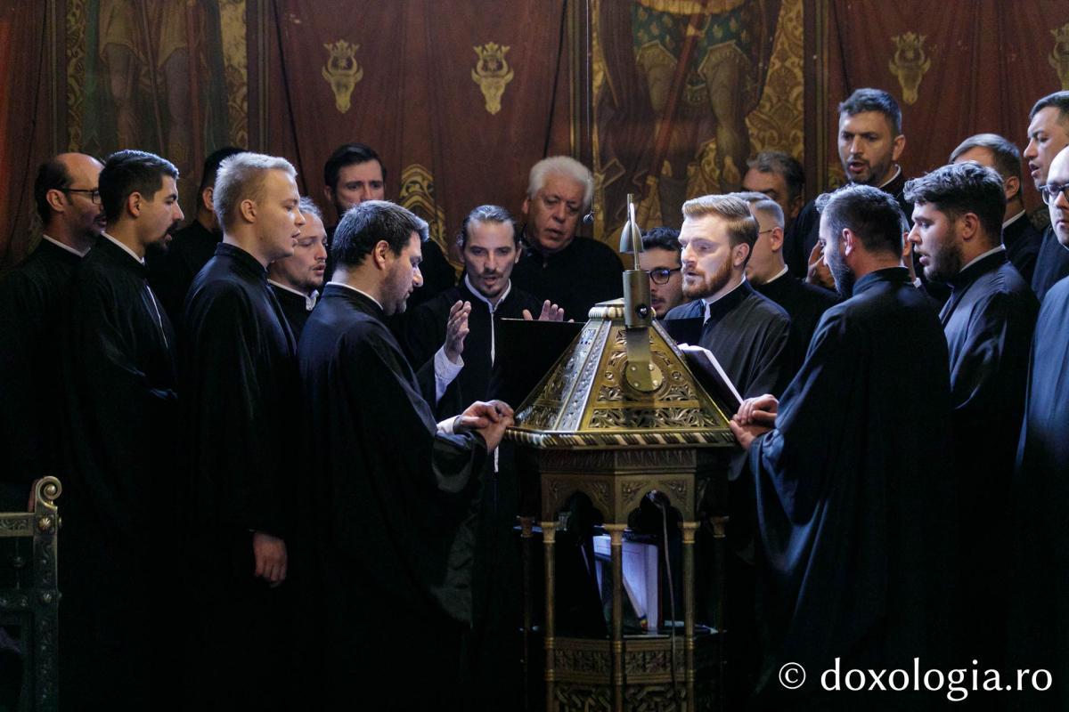 Liturghie Arhierească în debutul celei de-a șasea ediții a Festivalului de Muzică Bizantină de la Iași / Foto: pr. Silviu Cluci